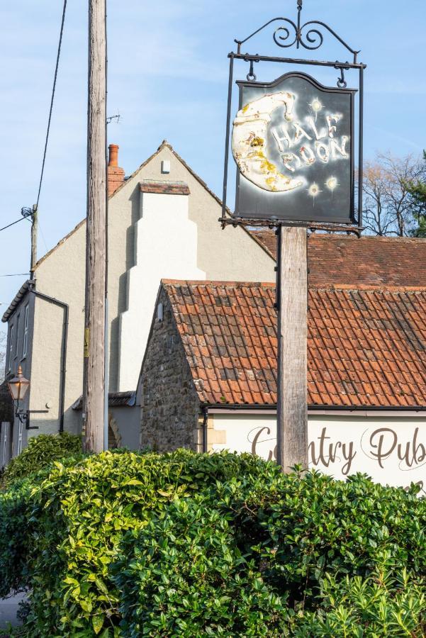 The Half Moon Inn And Country Lodge Yeovil Dış mekan fotoğraf