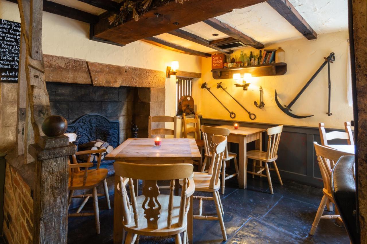 The Half Moon Inn And Country Lodge Yeovil Dış mekan fotoğraf