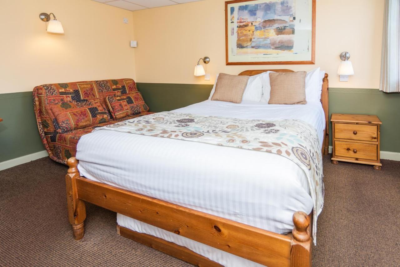 The Half Moon Inn And Country Lodge Yeovil Dış mekan fotoğraf